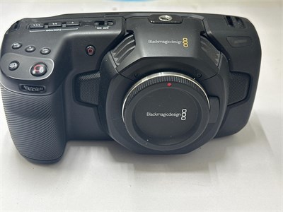 Видеокамера Blackmagic Pocket Cinema Camera 4K 890000645764