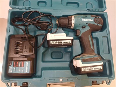 Аккумуляторная дрель-шуруповерт Makita DF347D 890000668417