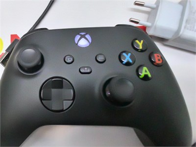 геймпад Microsoft xbox series S/X 890000676616