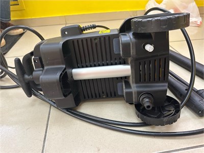 Минимойка Karcher K 4 Compact UM 890000649431