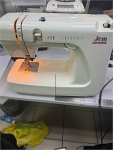 Швейная машинка Janome Jem 890000668117