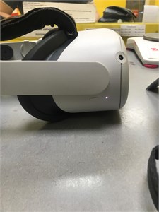 Система виртуальной реальности Oculus Quest 2 890000651819
