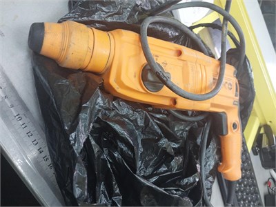 Перфоратор INGCO RGH9028 890000683815