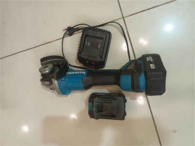 АККУМУЛЯТОРНАЯ УШМ 20V 890000682308