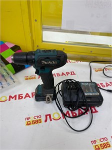 Аккумуляторная дрель-шуруповерт Makita DF333D 890000684139