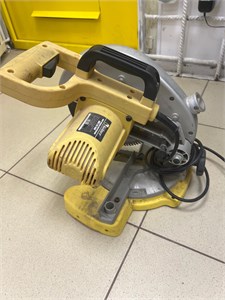 Торцовка Kolner KMS 210/1400 890000685492