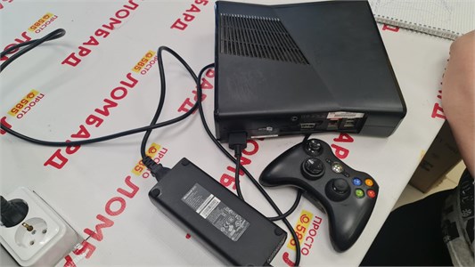 Игровая приставка Microsoft Xbox 360 S 890000650531