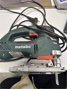 Лобзик metabo STEB 140 Plus 890000688435