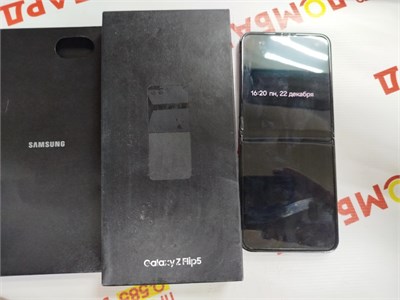Samsung Galaxy Flip5 8/512 ГБ 890000680687