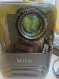 Проектор UMIIO A008 890000690227