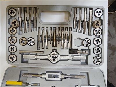 набор метчиков и плашек STAYER(2805-H40) 890000693624