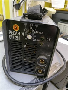 Сварочный аппарат инверторный РЕСАНТА САИ-250 890000683243
