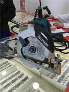 Дисковая пила Makita HS6100 890000695536