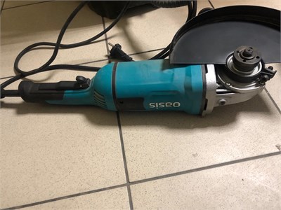 Угловая шлифовальная машина OASIS AG-230/230 890000688298