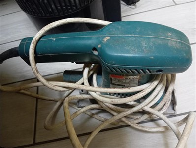 шлифовальная машинка makita BO3700 890000691466