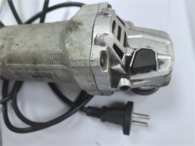 РЕСАНТА УШМ 125/1100 890000678462