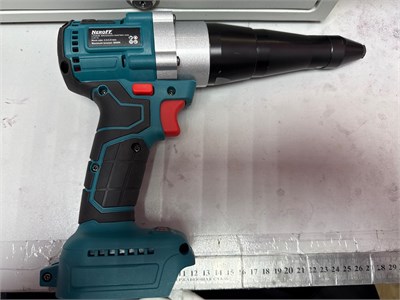 Аккумуляторный заклепочник NeroFF 21ZET-BL 890000700436
