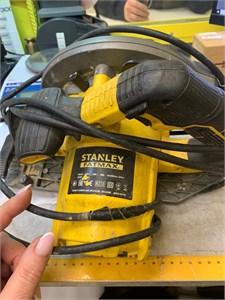 Циркулярная пила Stanley Fatmax FME301 890000697911