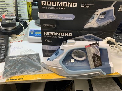 Утюг REDMOND RI-C284 890000696835
