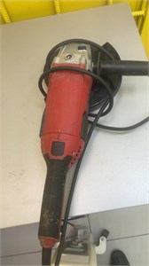 УГЛОВАЯ ШЛИФМАШИНА Elitech 2200-230Э 890000696281