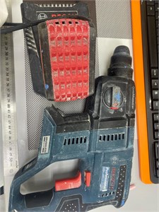 Аккумуляторный бесщеточный перфоратор Bosch GBH 180-LI 890000700327