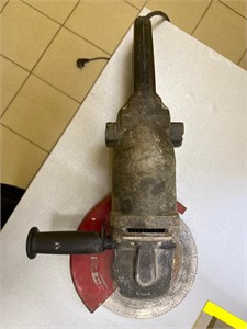 Угловая шлифмашина Лепсе МШУ-1,8-230-А 890000709098