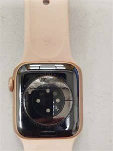 Часы APPLE Watch Series 6 40мм 890000707540