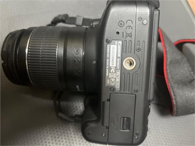 Фотоаппарат Canon Eos 650D + объектив 18-55мм 890000707601