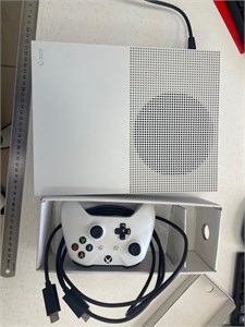 Игровая приставка Microsoft XBOX One S (1681) 890000706853
