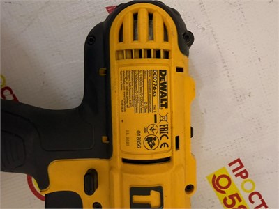 Ударная дрель-шуруповерт DEWALT DCD776-KS 890000709379