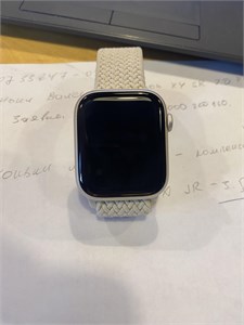 Apple Watch Series 8  45 mm 890000709517