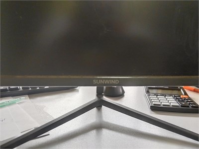 Монитор SunWind SM-24FV222 890000715942