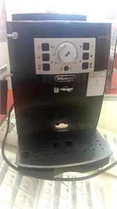 кофеварочная машина Magnifica S ECAM 22.110.B 890000724598
