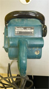 Щеточная шлифмашина Makita 9741 890000715824