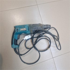 перфоратор makita HR2470 890000730317