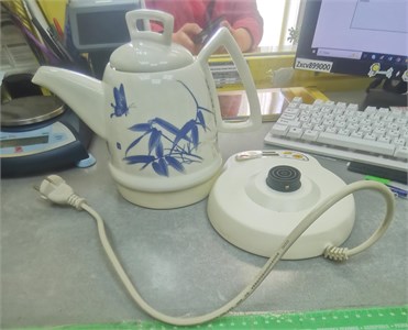 Электрический чайник iplate AT-12 890000734635