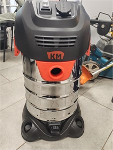 Пылесос строительный КМ VC-1202/30 890000719881
