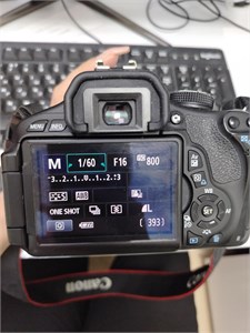 Зеркальная камера Canon EOS 600D + Объектив CANON 18-135 890000740840