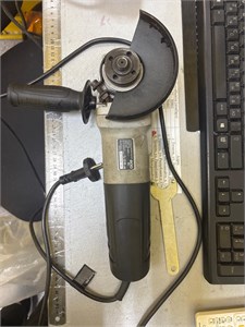углошлифовальная машина Интерскол  УШМ-115-800 890000742588