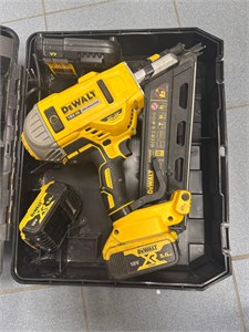 Аккумуляторный гвоздезабивной пистолет DEWALT DCN692 890000731831