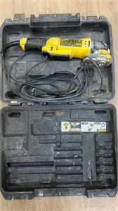 Реноватор DeWalt DWE315-QS 890000749895