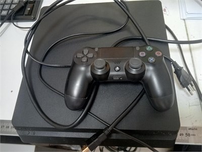 Sony PlayStation 4 Slim 512 890000756081