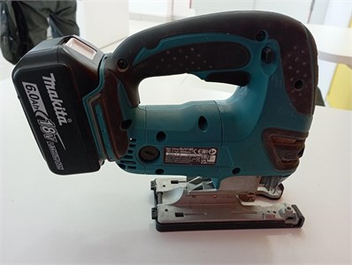 Лобзик Makita DJV180 890000692505