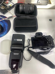 Sony Alpha ILCE-7 + 2 объектива + вспышка 890000756484