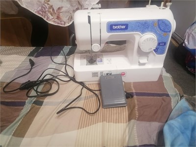 Швейная машина Brother JS25 890000760127