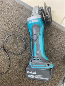 Makita BGA450 890000760921