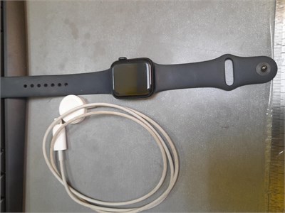 Apple Watch SE (2nd gen, GPS) Alum 40MM 890000761117