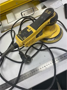 Шлифовальная машинка SCHTAER SCH-150 890000764600