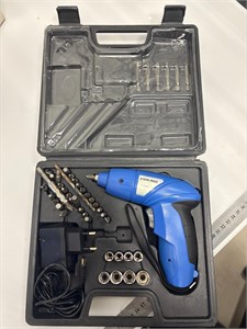 Аккумуляторная отвертка sterling 890000762621