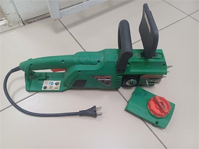 Электрическая цепная пила HAMMER СРР1800В 890000765379